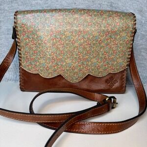 Patricia Nash Brown Leather Floral Scalloped Whipstitch Crossbody Bag Boho